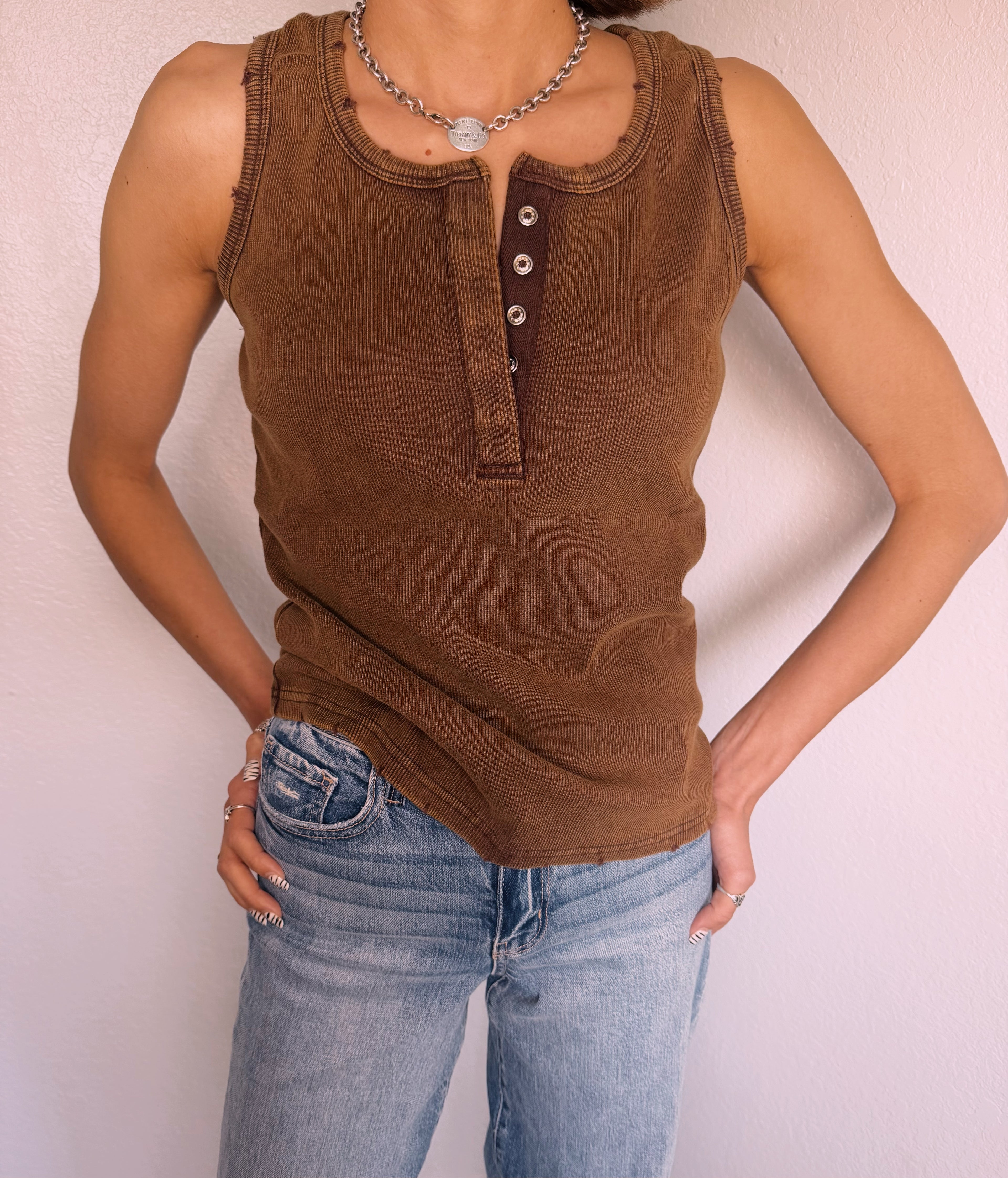 Vintage Distressed Mineral Wash Tank - Coffee